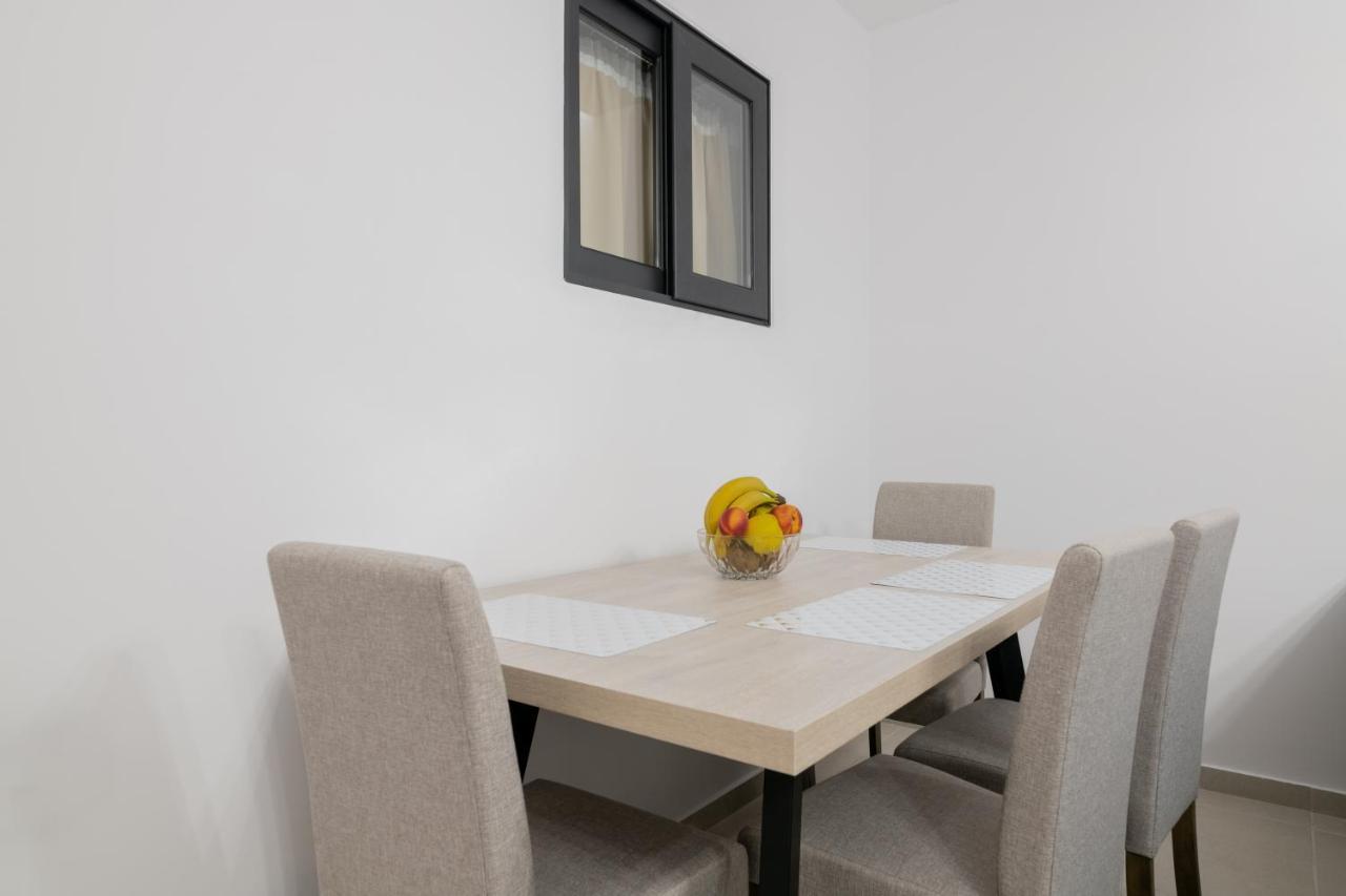 Ervin'S Zante Suite By "Elite" Exterior photo